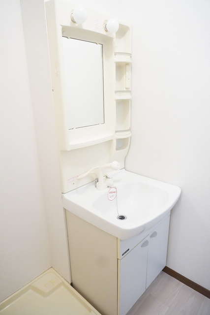 洗面設備　洗髪洗面化粧台付き☆