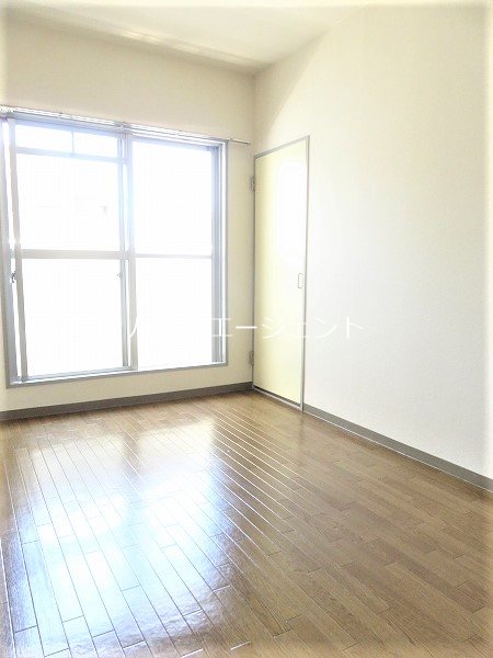 居室・リビング　リビングです。※参考画像