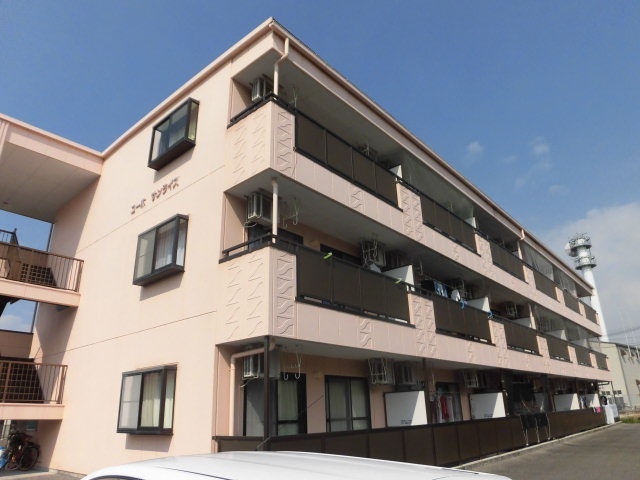 建物外観　全室エアコン付き！！