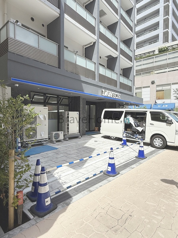 コンビニ　ローソン（コンビニ）まで5m