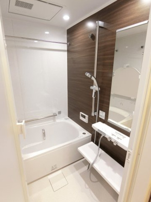 バス・シャワールーム