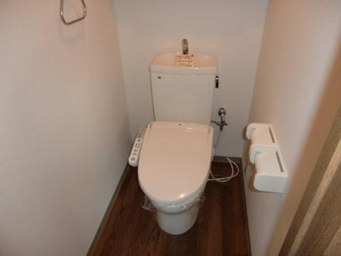 セラヴィ　トイレ　トイレ