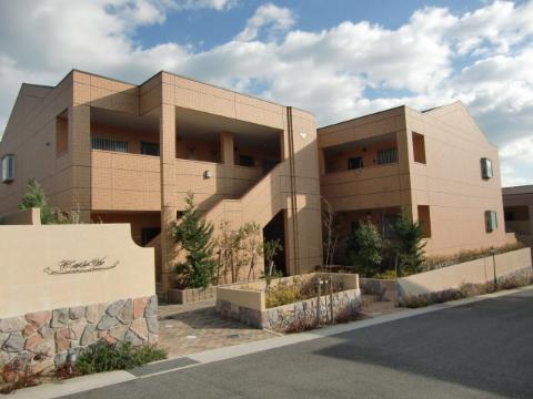 箕面市彩都粟生南１