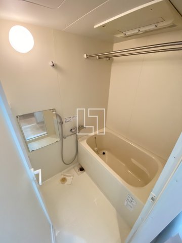 バス・シャワールーム　カルムクレール2.5.8　バスルーム