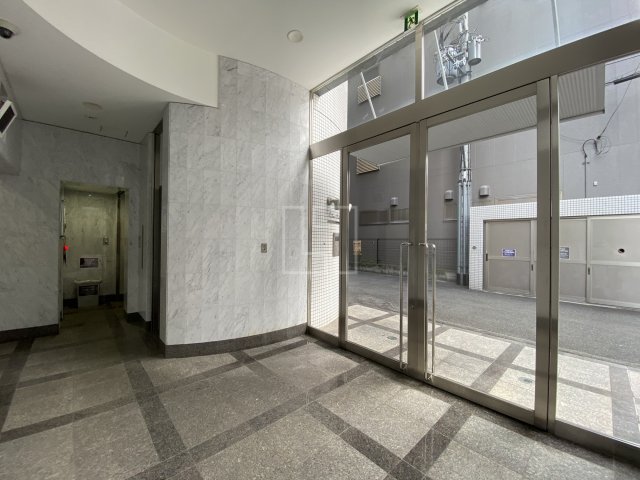 ロビー　カルムクレール2.5.8　ロビー