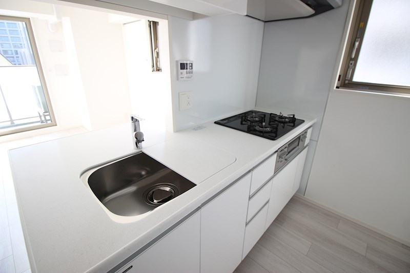 キッチン　※参考写真（同物件別部屋です）