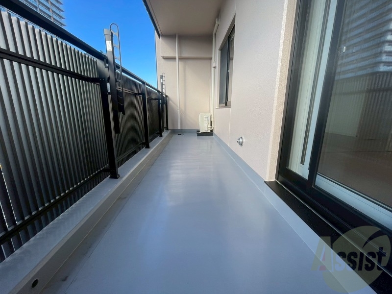 バルコニー　バルコニーです。洗濯物を干したり一息ついたりできますね！