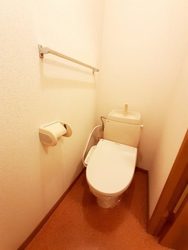 トイレ　図面と現状に相違がある場合には現状を優先