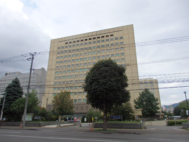 病院　札幌医科大学（病院）まで1500m