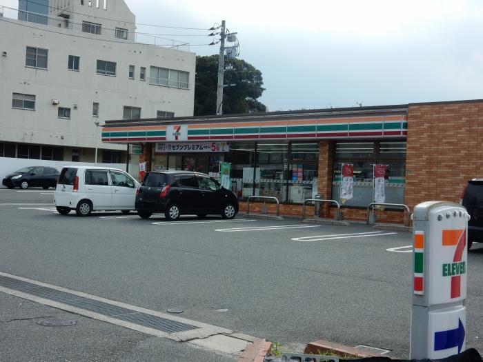 コンビニ　セブン-イレブン 下関幡生店（コンビニ）まで300m