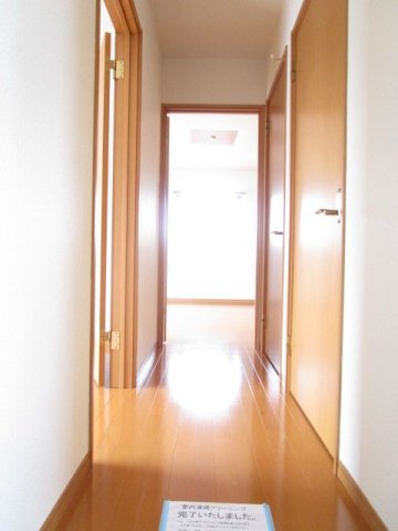 玄関　シューズボックス付きの玄関です☆