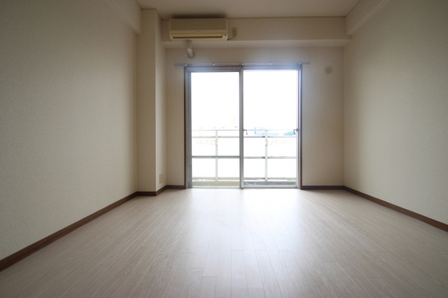 居室・リビング　別室の参考写真です。※現況優先