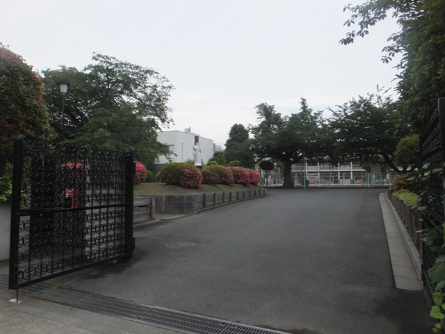 幼稚園・保育園　マルガリタ幼稚園（幼稚園・保育園）まで1108m