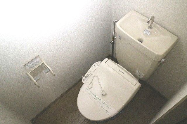 トイレ　イメージ