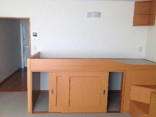 居室・リビング　ベット付き