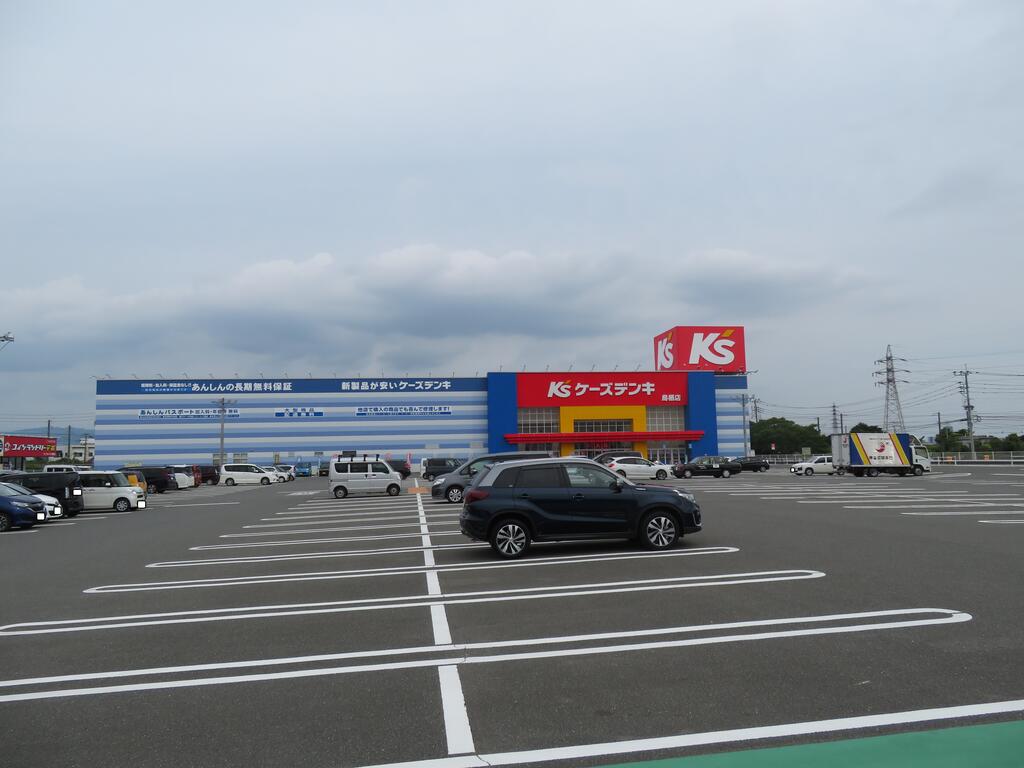 ホームセンター　ケーズデンキ鳥栖店（ホームセンター）まで585m