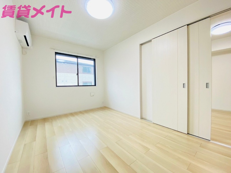 その他部屋・スペース　同型反転タイプ画像