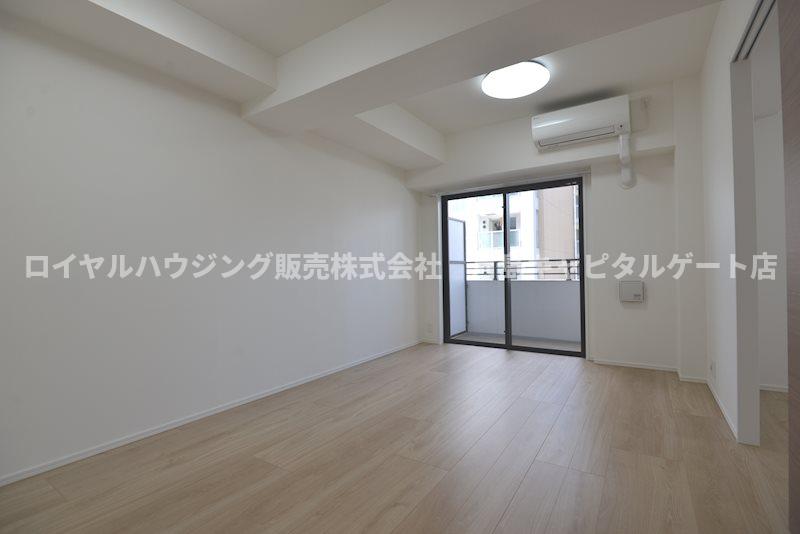 居室・リビング　※別部屋参照写真