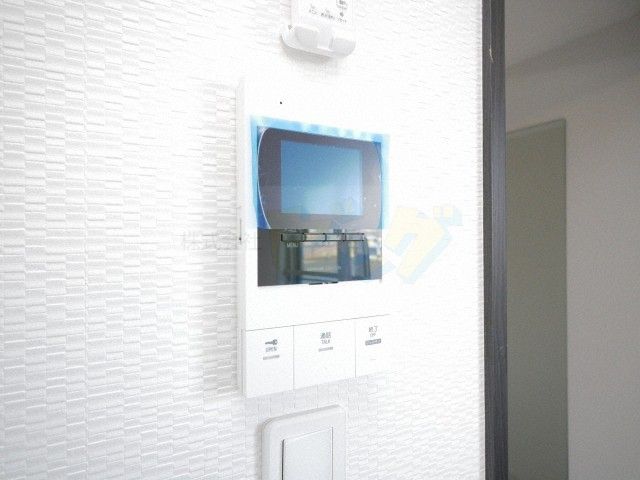 セキュリティ　防犯面に配慮したＴＶモニターホン付きです！