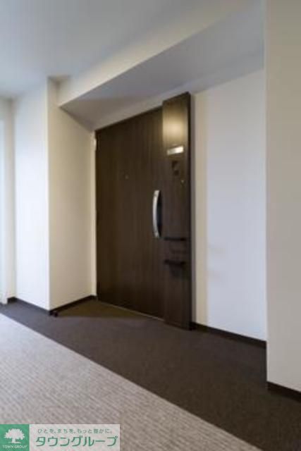 玄関　※写真は同タイプ住戸です。