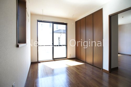 その他部屋・スペース　ベッドがゆったりと配置できる主寝室に最適な空間