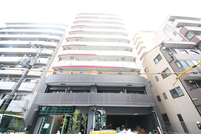 建物外観　セレニテ難波ミラク弐番館