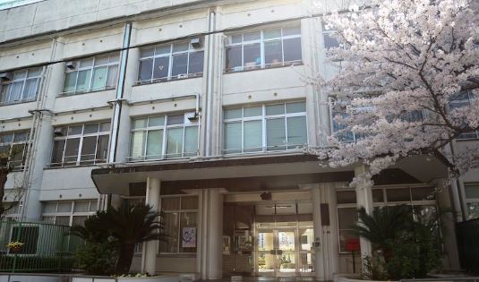 小学校　大阪市立菅原小学校（小学校）まで287m