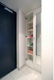 玄関　※写真と異なる場合は現状優先。