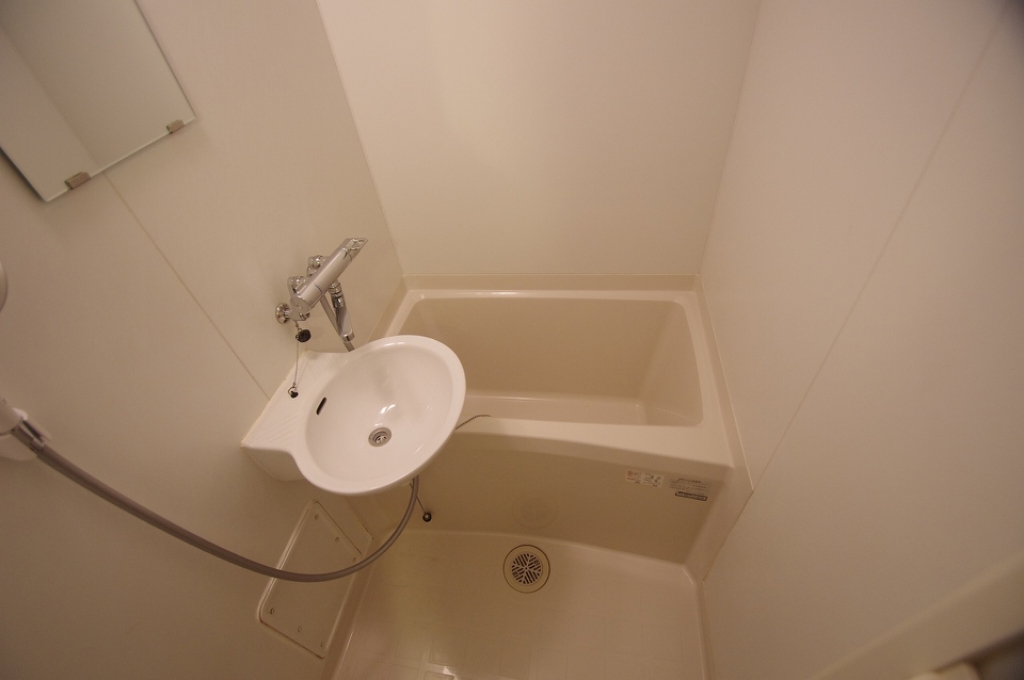 バス・シャワールーム　浴室乾燥機付き