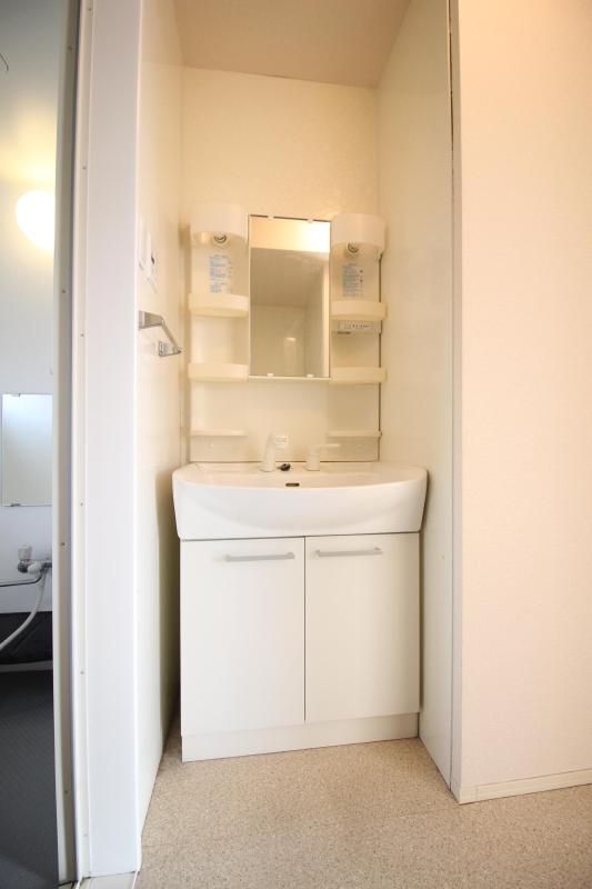 洗面設備　独立洗面台