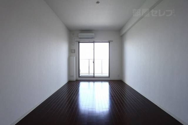 居室・リビング　日当たり良好なお部屋です。