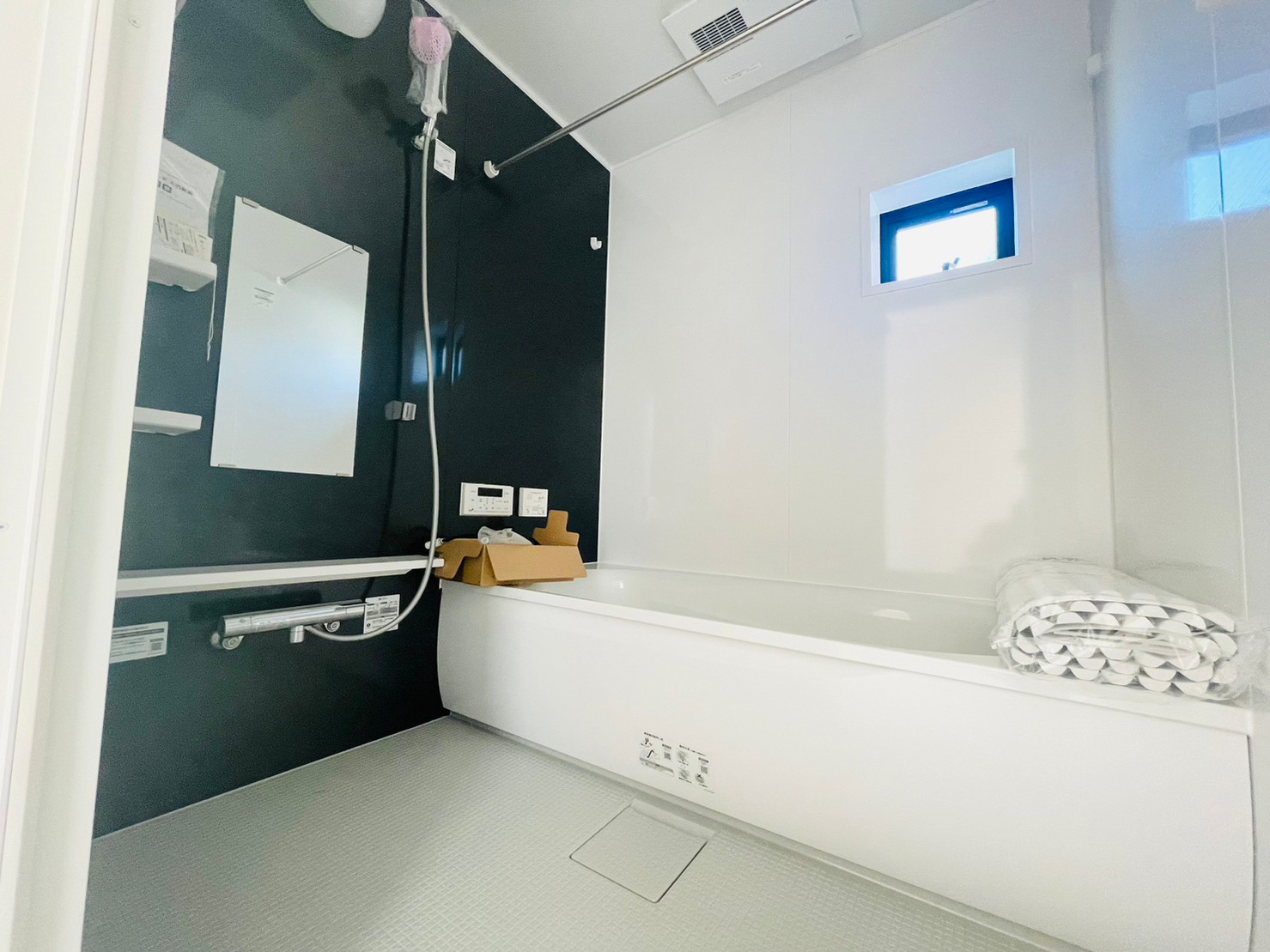 バス・シャワールーム　ミラブルバス