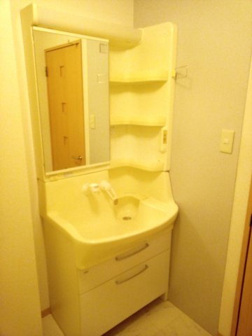 洗面設備　洗髪洗面化粧台