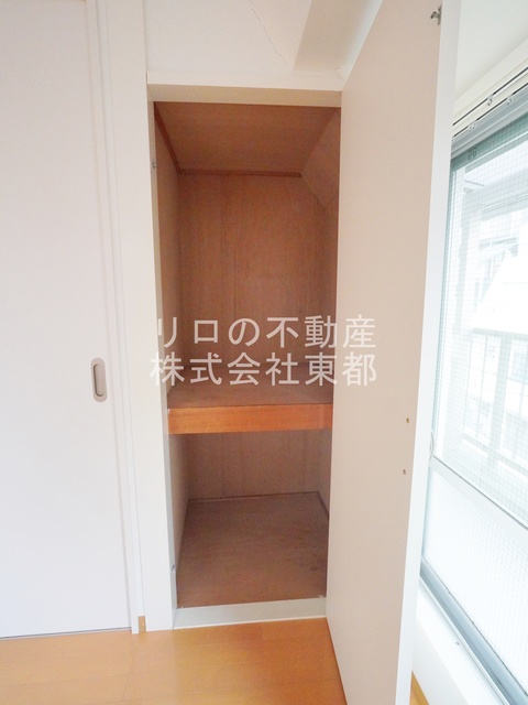 収納　収納ＢＯＸを置いたり、工夫しながら衣類を収納できます♪