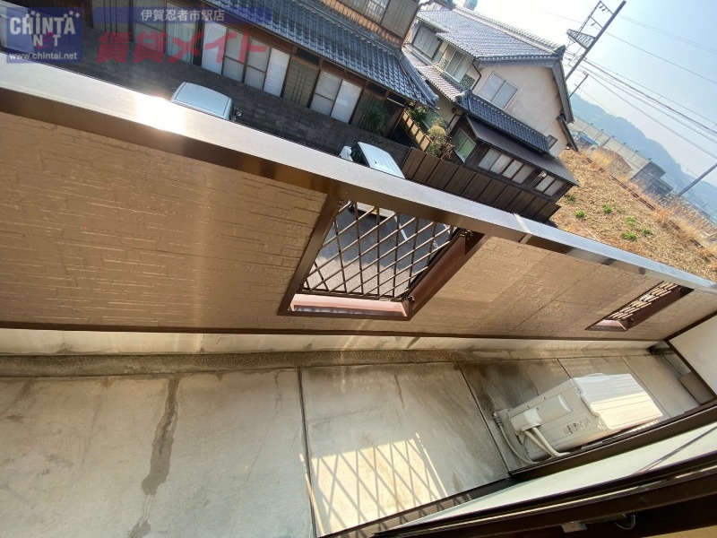 バルコニー　別部屋の写真となります。