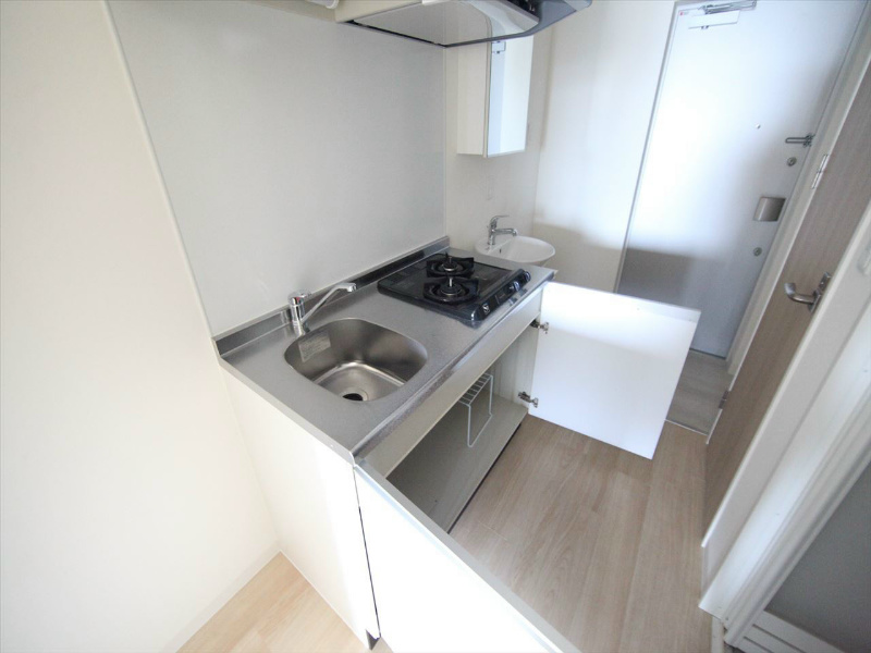 キッチン　システムキッチン（ガス2口コンロ付）