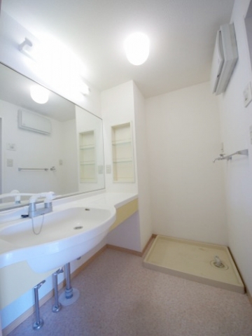 洗面設備　洗面所（別室）