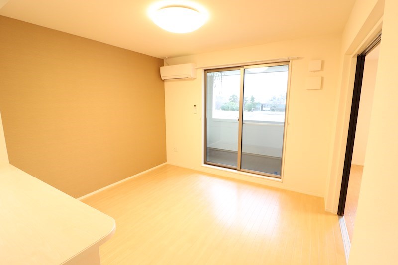 居室・リビング　同形タイプ