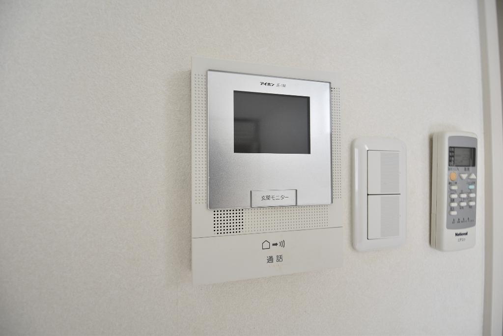 セキュリティ　カメラ付インターホン