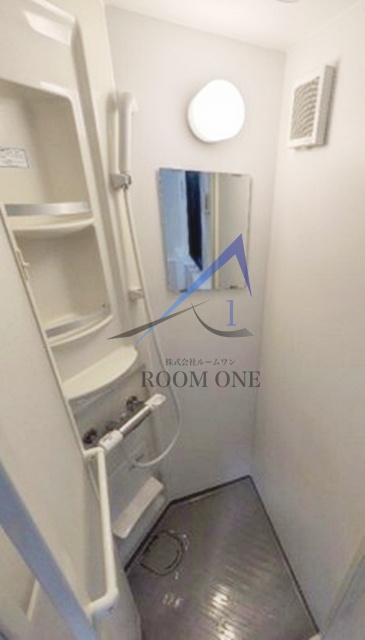 バス・シャワールーム　シャワールームです。