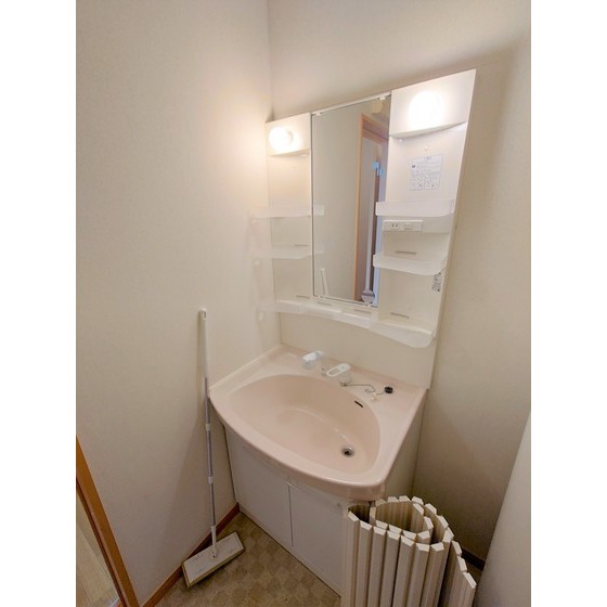 洗面設備　洗面化粧台