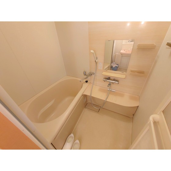 バス・シャワールーム　バス