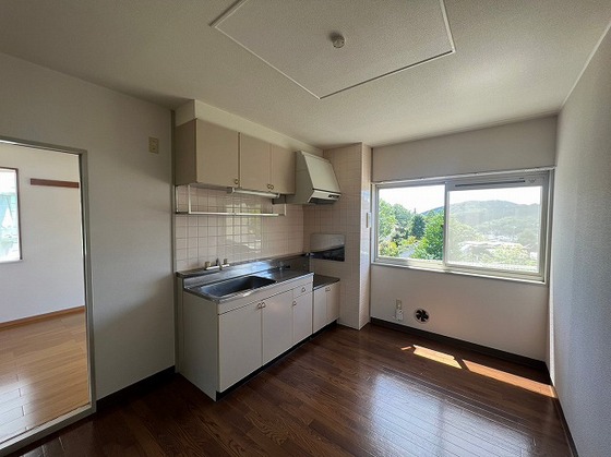 キッチン　※別部屋の写真です