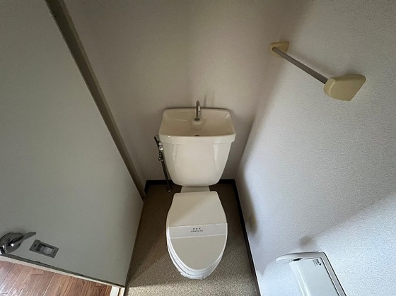 トイレ　※別部屋の写真です