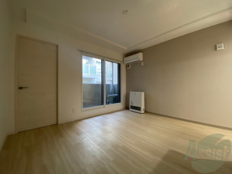 居室・リビング　広くてきれいなリビングです！快適に過ごせそうですね。