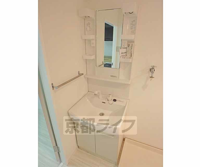 洗面設備　洗面台です。