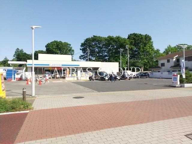 コンビニ　ローソン 調布深大寺北町一丁目店（コンビニ）まで363m