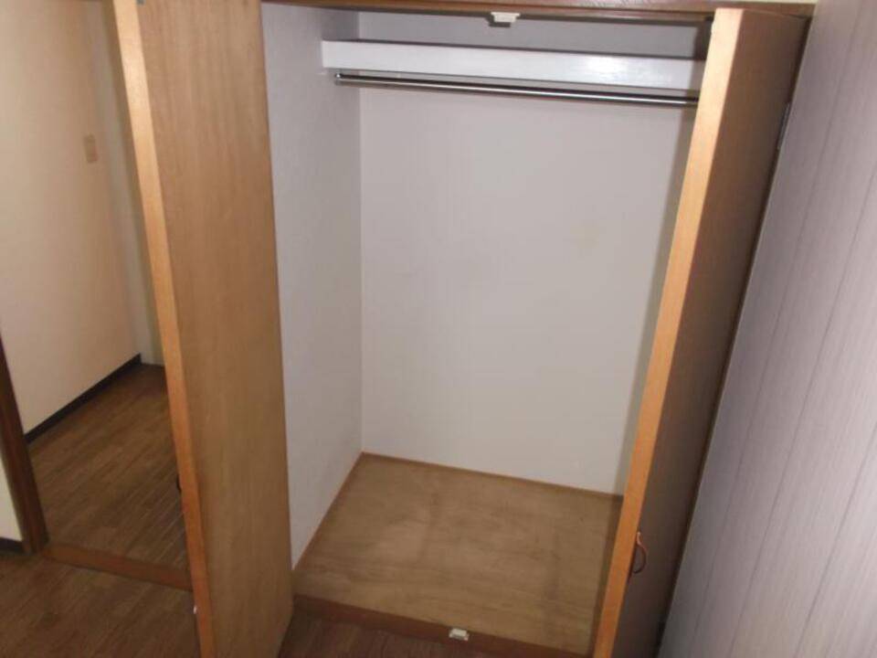 収納　クローゼット