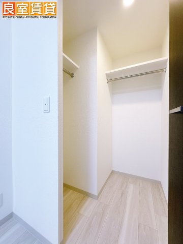 収納　ウォークインクローゼット