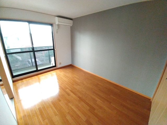 その他部屋・スペース　※同タイプ参考写真（クロスの色が異なる場合があります）